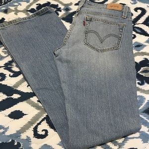Levi’s 518 Jeans